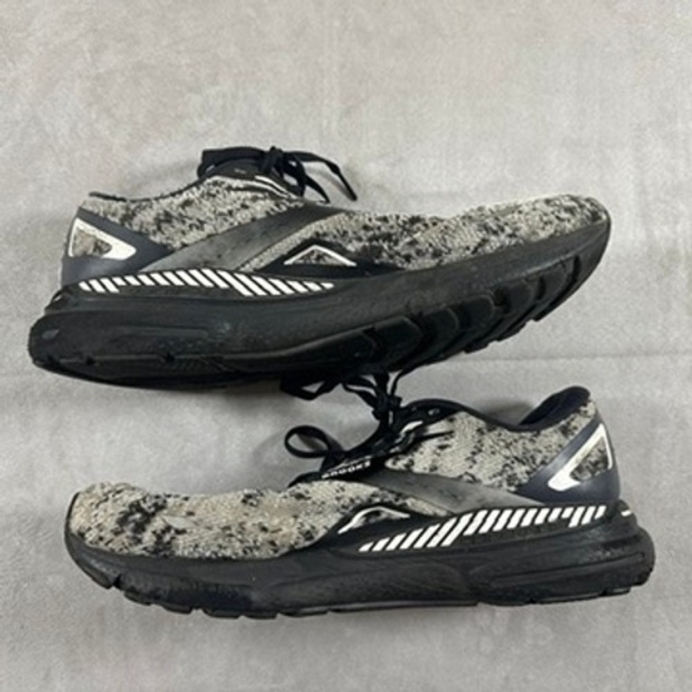 Brooks Adrenaline GTS 23 Running Shoes Mens Stability 13 Wide 2E Black White